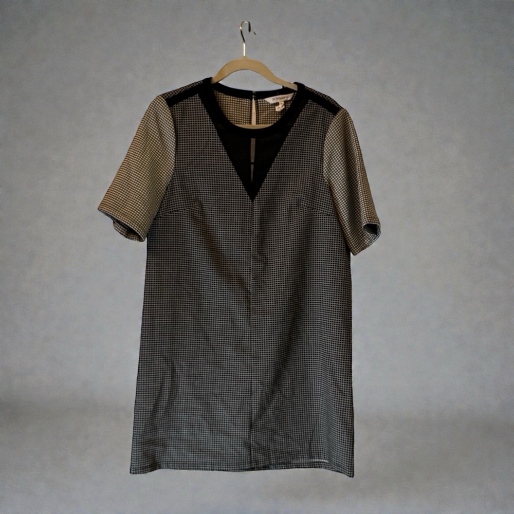 Bcbgeneration Black And White Grid Pattern Top - image 1